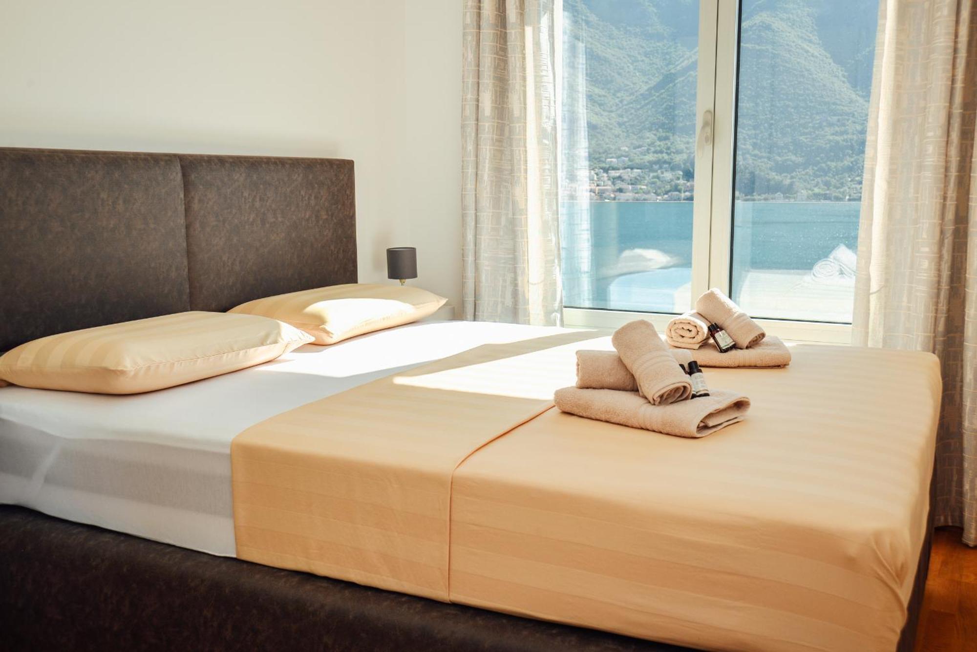 Sea View Apartment For 4 Kotor Ngoại thất bức ảnh