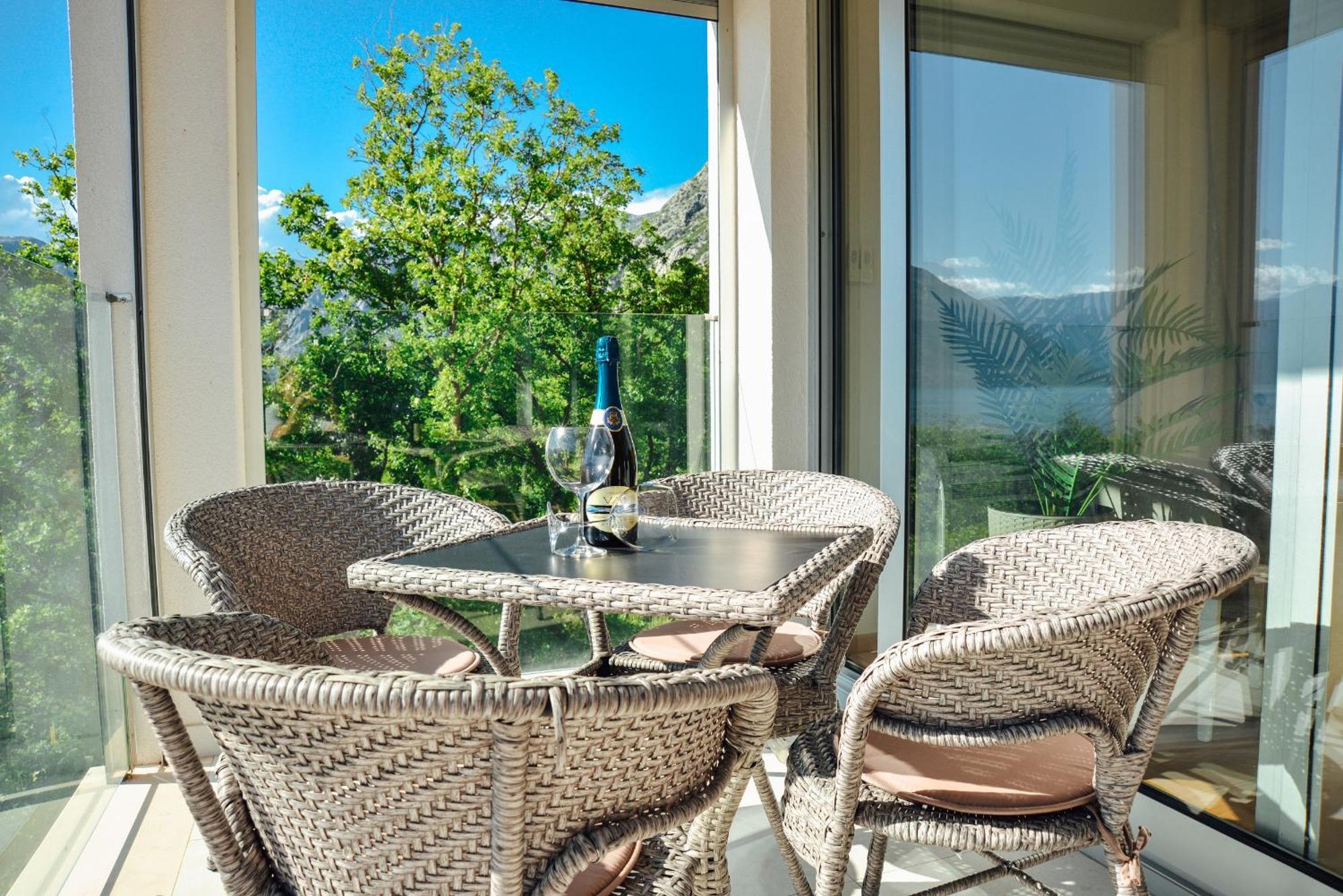 Sea View Apartment For 4 Kotor Ngoại thất bức ảnh